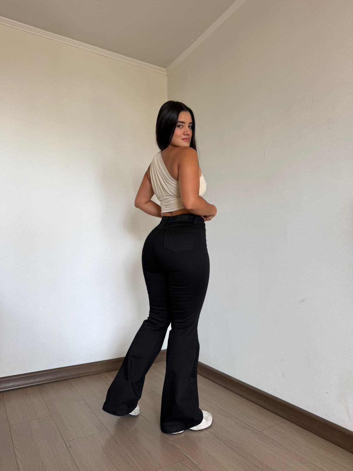 FLARED NATALIA NEGRO